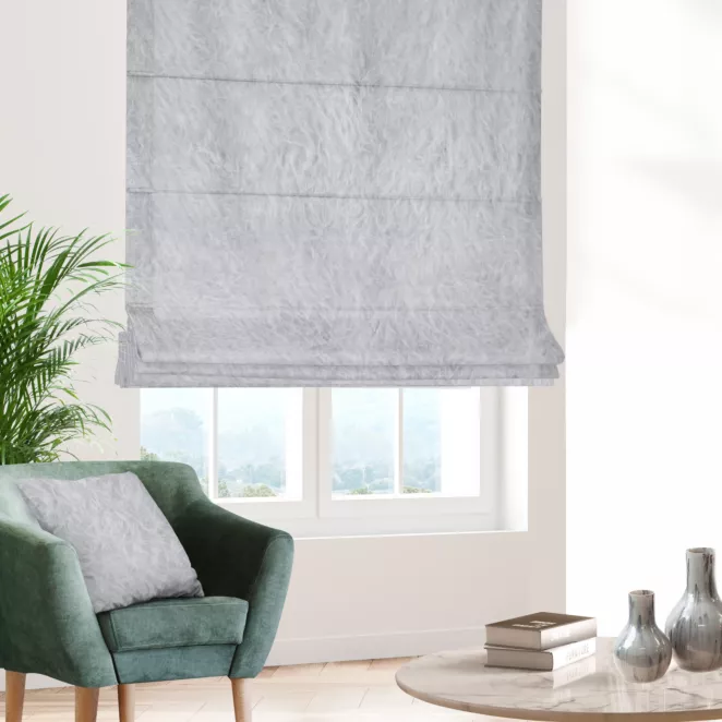 Roleta rzymska RAVENA srebrna z puszystej tkaniny w zwiewne frędzle Italissima Eva Minge