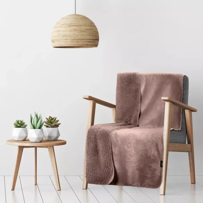 Narzuta, koc na fotel 70x160 cm jasnobrązowy z miękkiego polaru ze strukturą baranka TEDY Eurofirany Premium