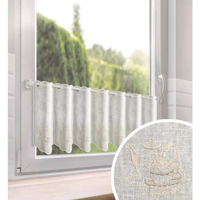 Tkanina firanowa zazdrostka z etaminy zdobiona uroczym haftem