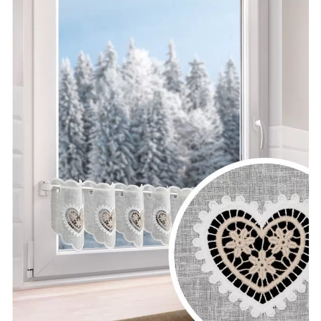 Tkanina firanowa zazdrostka z etaminy zdobiona haftowanymi ażurowymi sercami