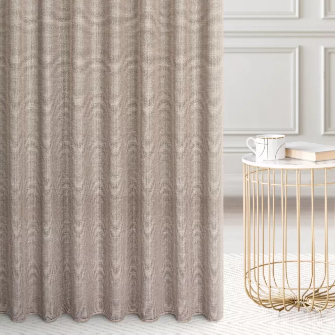 Firana szyta na taśmie 5 cm brązowo złocista z delikatnej siateczki przetykanej błyszczącą, lureksową nicią wykończona obciążnikiem Italissima Eva Minge