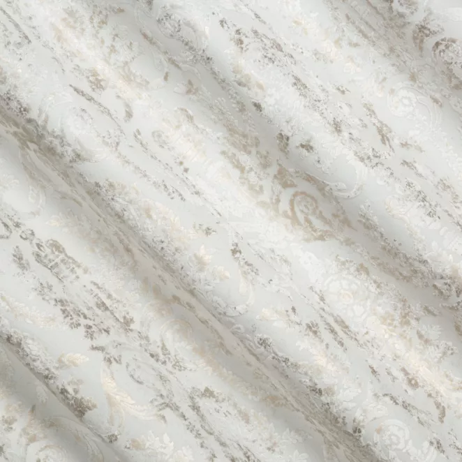 R183/4 Zasłona szyta na taśmie 5 cm kremowo złocista z grubej, welwetowej tkaniny, zdobiona delikatnie połyskującym nadrukiem