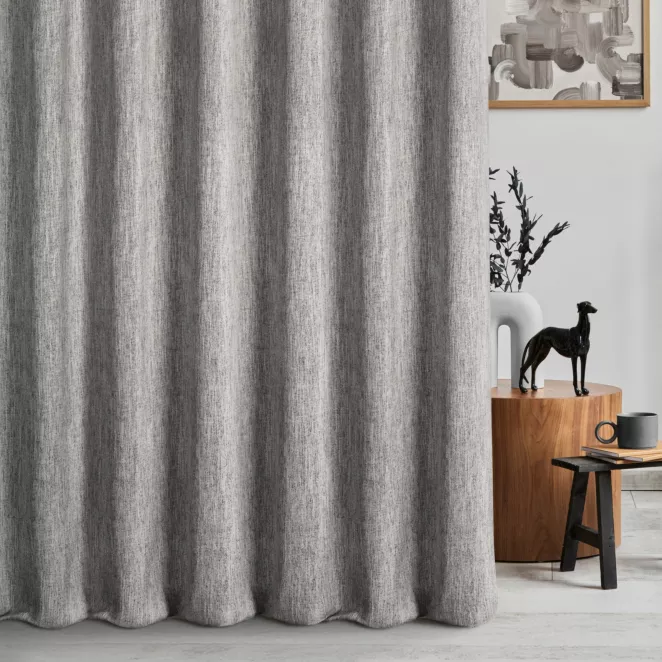 Zasłona szyta na taśmie 5 cm jasnoszara z tkaniny w stylu eko z efektem melanżu