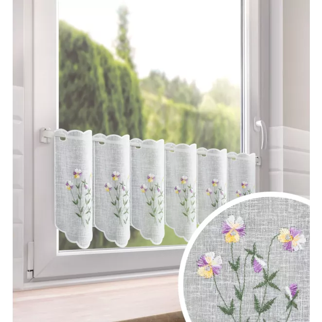 Tkanina firanowa zazdrostka zdobiona haftem bratków