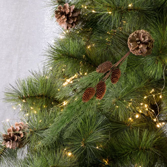 Zimowa gałązka dekoracyjna z szyszkami