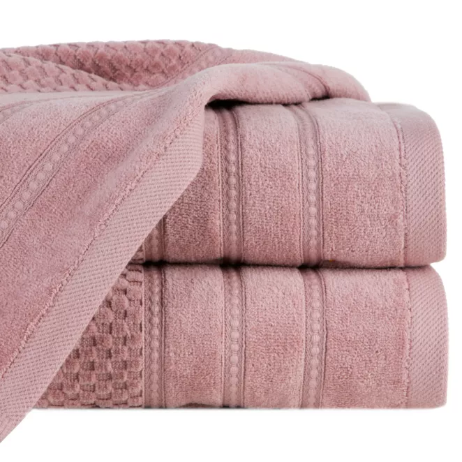 Ręcznik kąpielowy 50x90 cm bawełniany kolor ciemnoróżowy z ozdobną bordiurą w paseczki 500 g/m2 ADORE
