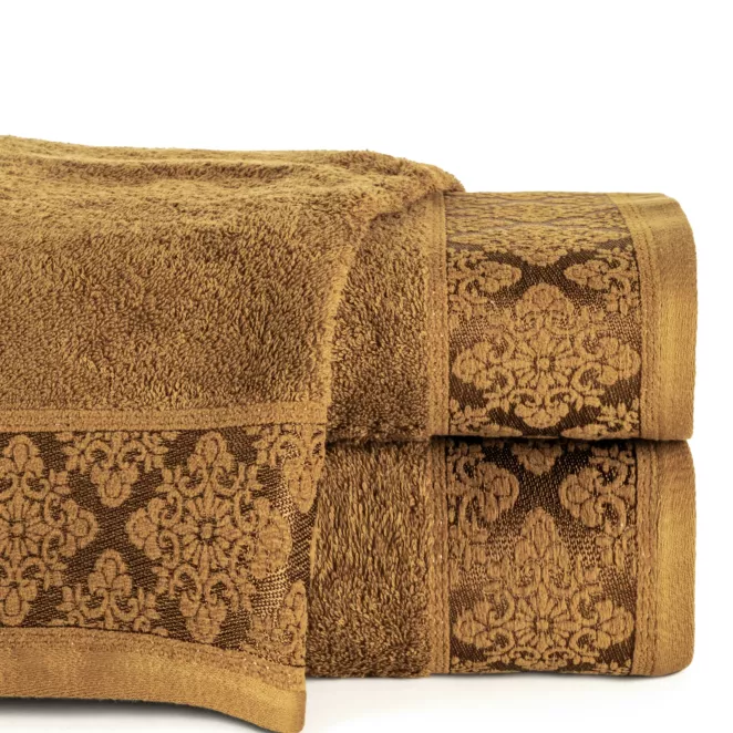Ręcznik kąpielowy 50x90 cm bawełniany kolor miodowy z żakardowym wzorem ornamentów 500 g/m2 SARA