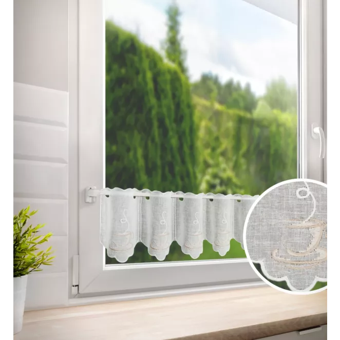 Tkanina firanowa zazdrostka zdobiona haftem