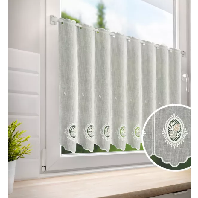 Tkanina firanowa zazdrostka zdobiona wielkanocnym haftem pisanek