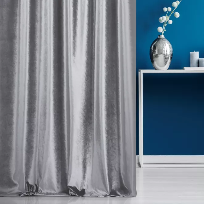 Tkanina zasłonowa gładka, miękka, welwetowa, z wyraźnym połyskiem z kolekcji Eva Minge