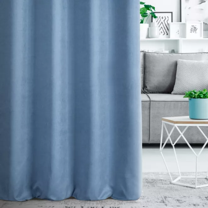 Zasłona szyta na taśmie 5 cm DORA - HIT ciemnoniebieska z miękkiej tkaniny o welurowej strukturze