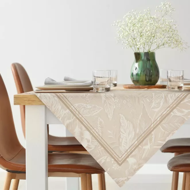 Obrus na stół 90x90 cm beżowo, kremowy w wzorem roślinnym SUMMER13 - kolekcja FOREST SUMMER
