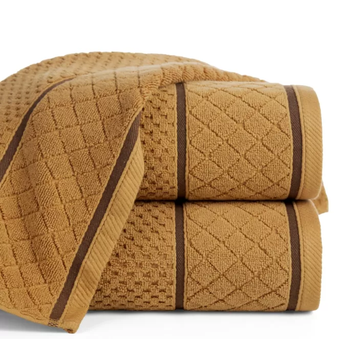 Ręcznik kąpielowy 70x140 cm bawełniany zero twist miodowy o ryżowej strukturze 550 g/m2 FAVORI
