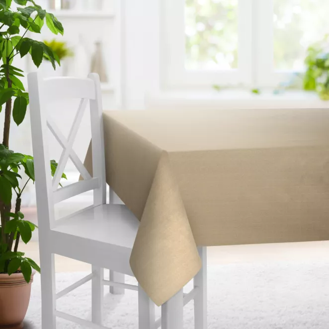 Obrus szyty złoty z tkaniny w drobny połyskliwy wzór