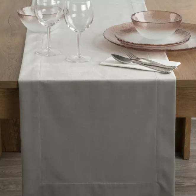 Bieżnik na stół 40x140 cm welwetowy MELINDA z ozdobną listwą