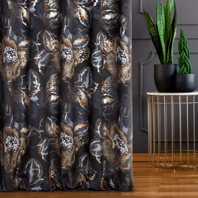 Tkanina zasłonowa miękka w dotyku, welwetowa, z kwiatowym nadrukiem