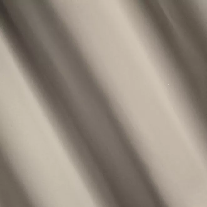 L107/3 Zasłona szyta na taśmie 5 cm jasnobrązowa z gładkiej tkaniny zaciemniającej typu dimout