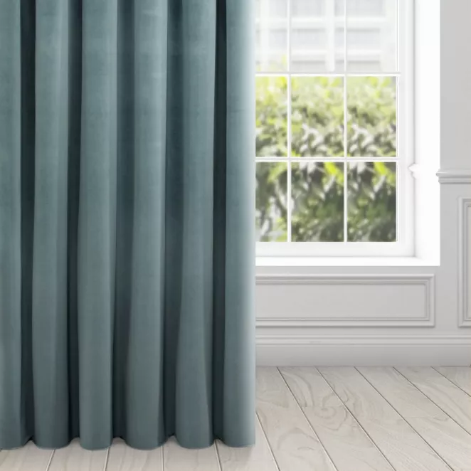 Zasłona jasnoniebieska z grubszego miękkiego welwetu 140x270 cm taśma - KRISTI