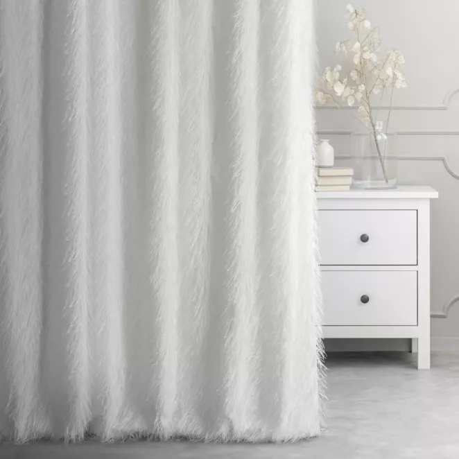 Zasłona szyta na taśmie 5 cm RAVENA kremowa z puszystej tkaniny w zwiewne frędzle Italissima Eva Minge