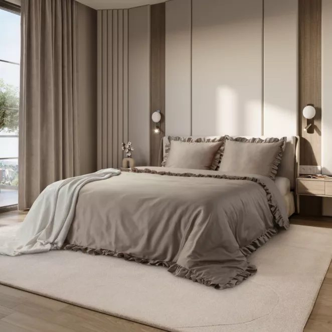 Pościel 160x200 cm bawełniana z makosatyny kolor jasnobrązowy z falbanami w romantycznym stylu Reina Line