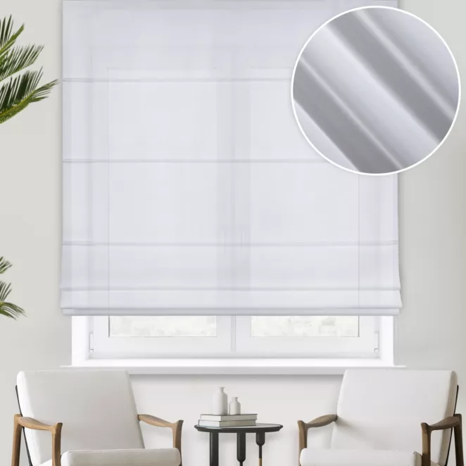 Roleta rzymska biała półprzezroczysta, z tkaniny typu żorżeta o niestandardowej wysokości 340cm, wykończona obciążnikiem