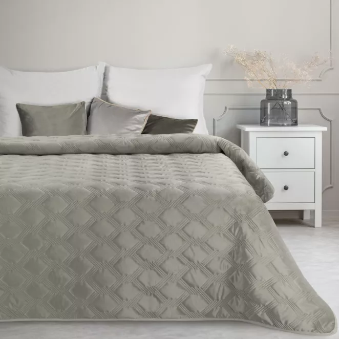 Narzuta welwetowa srebrna 170x210 cm pikowana metodą hot press SOFIA 5 Eurofirany Premium