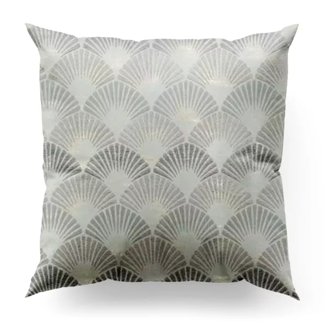 Poszewka szyta MIKKA srebrna z ekskluzywnej tkaniny z modnym wzorem wachlarzowym