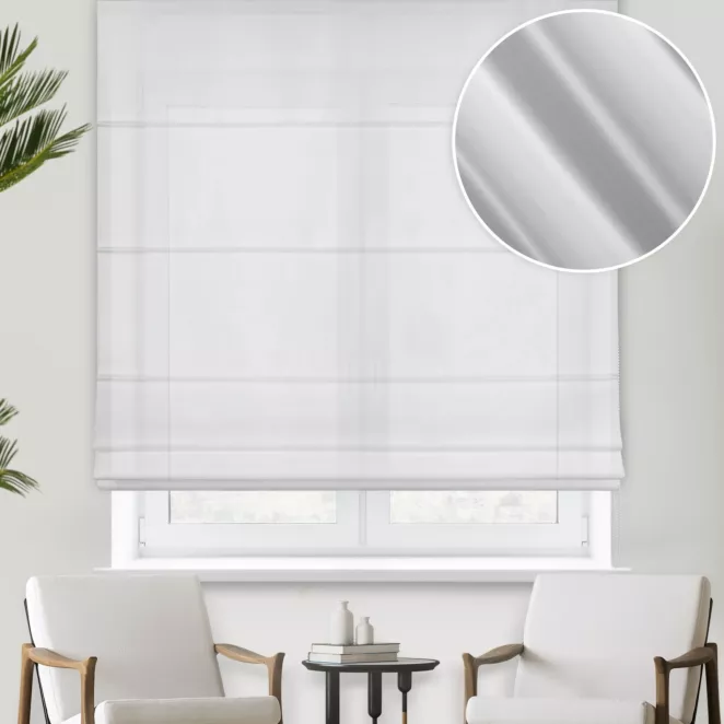 Roleta rzymska kremowa półprzezroczysta, z tkaniny typu żorżeta o niestandardowej wysokości 340cm, wykończona obciążnikiem