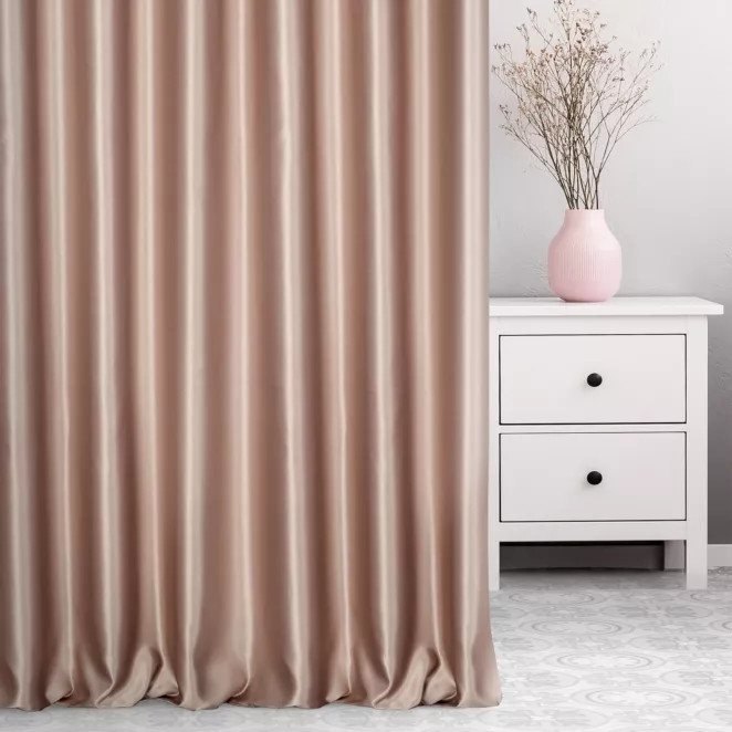 Zasłona szyta na taśmie 5 cm pudrowa z jednokolorowej gładkiej tkaniny