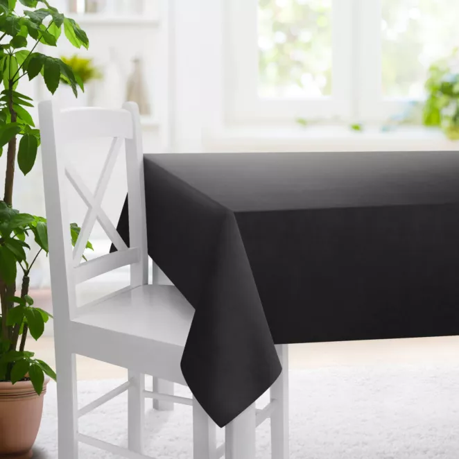 Obrus szyty ENYA czarny z miękkiej półmatowej tkaniny welwetowej