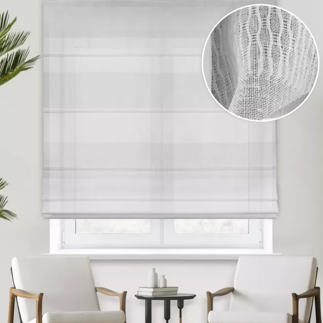 Roleta rzymska biała z matowej tkaniny przeszywana błyszczącą nicią