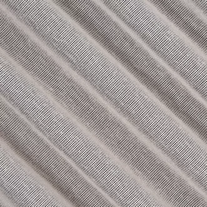 H245/6 Firana szyta na taśmie 5 cm beżowa z matowej siatki o delikatnym splocie