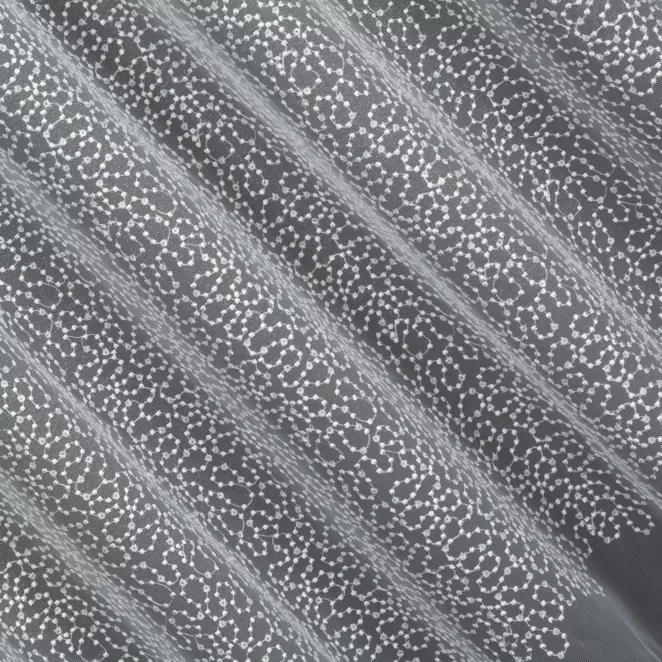 L137/1 Firana szyta na taśmie 5 cm biała z delikatnie połyskującej tkaniny typu PERU, zdobionej haftem oraz cekinami