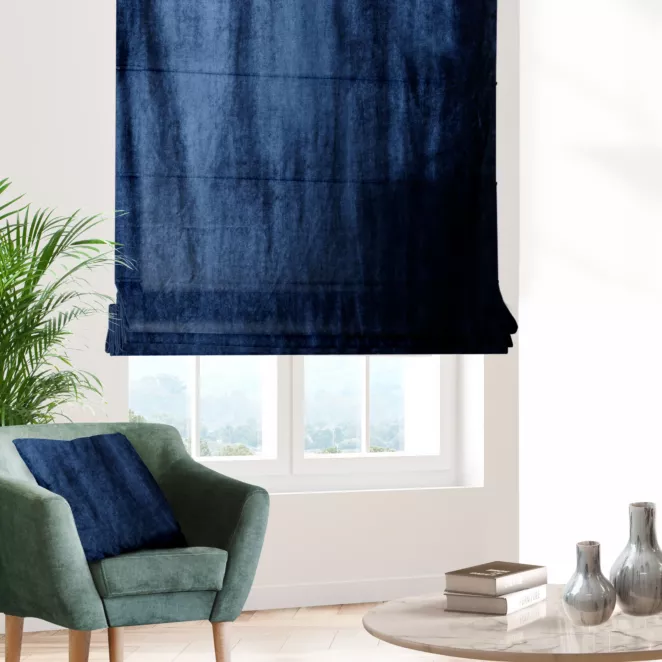 Roleta rzymska SAFARI ciemnogranatowa z miękkiej welwetowej tkaniny z połyskiem