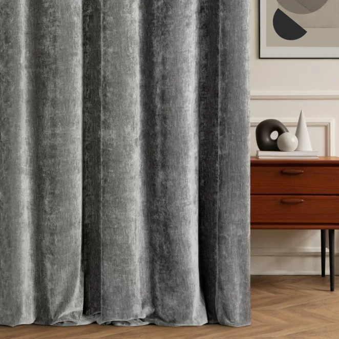 Zasłona szyta na taśmie 5 cm stalowa z miękkiej w dotyku tkaniny szenilowej