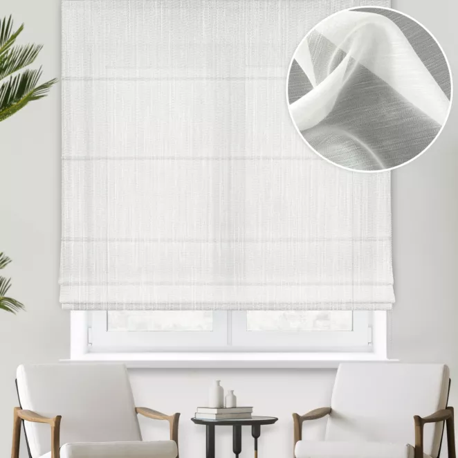 Roleta rzymska kremowa z miękkiej półprzezroczystej tkaniny z efektem deszczyku, wykończona obciążnikiem