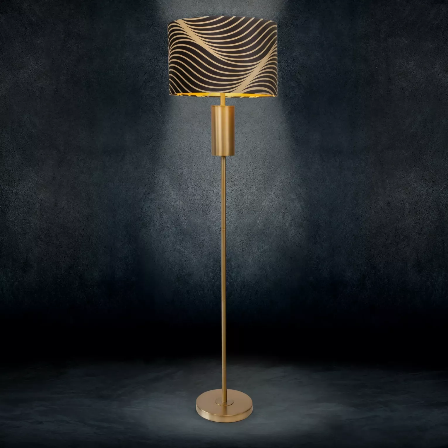 LIMITED COLLECTION Lampa stojąca VICTORIA 3 z nowoczesną metalową podstawą i welwetowym abażurem SIŁA ZŁOTA