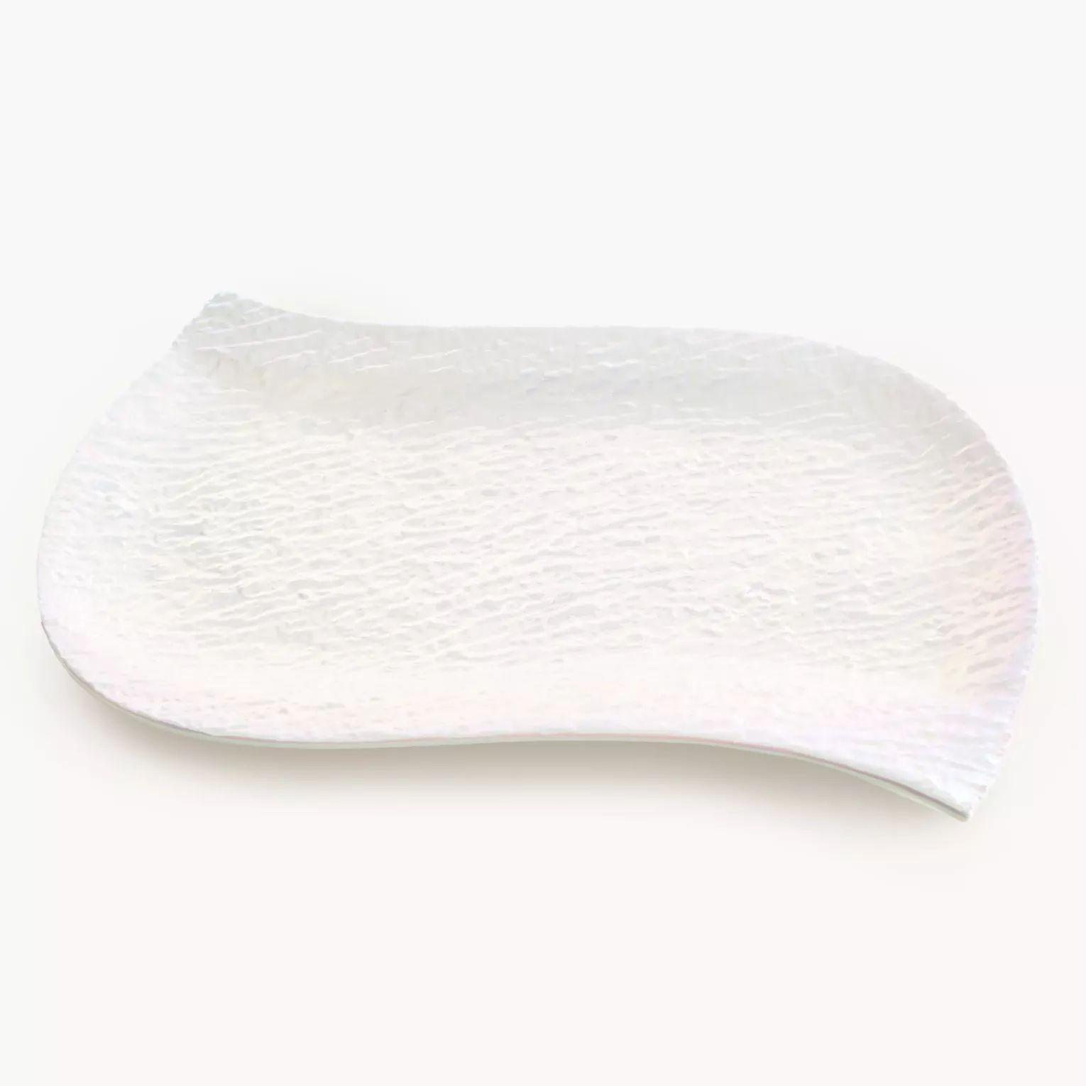 Patera ceramiczna dekoracyjna perłowa zdobiona wypukłym wzorem 31x21x2 cm NINA