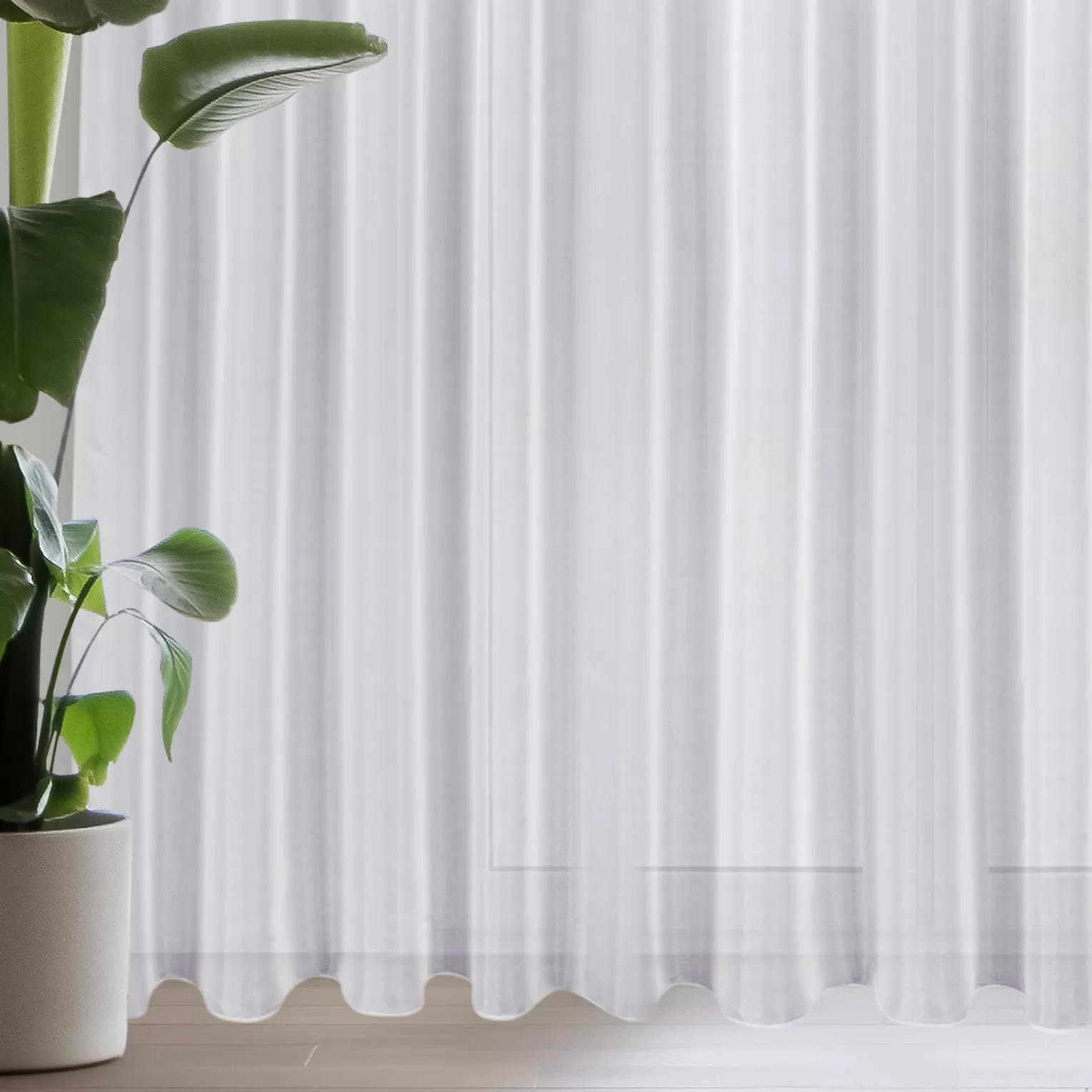 Firana biała z gładkiej tkaniny o błyszczącej powierzchni 350x270 cm taśma ALIA