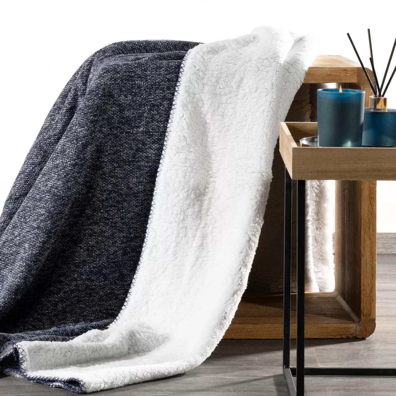 Koc bukla 150x200 cm granatowo, biały dwustronny PANDA Eurofirany Premium