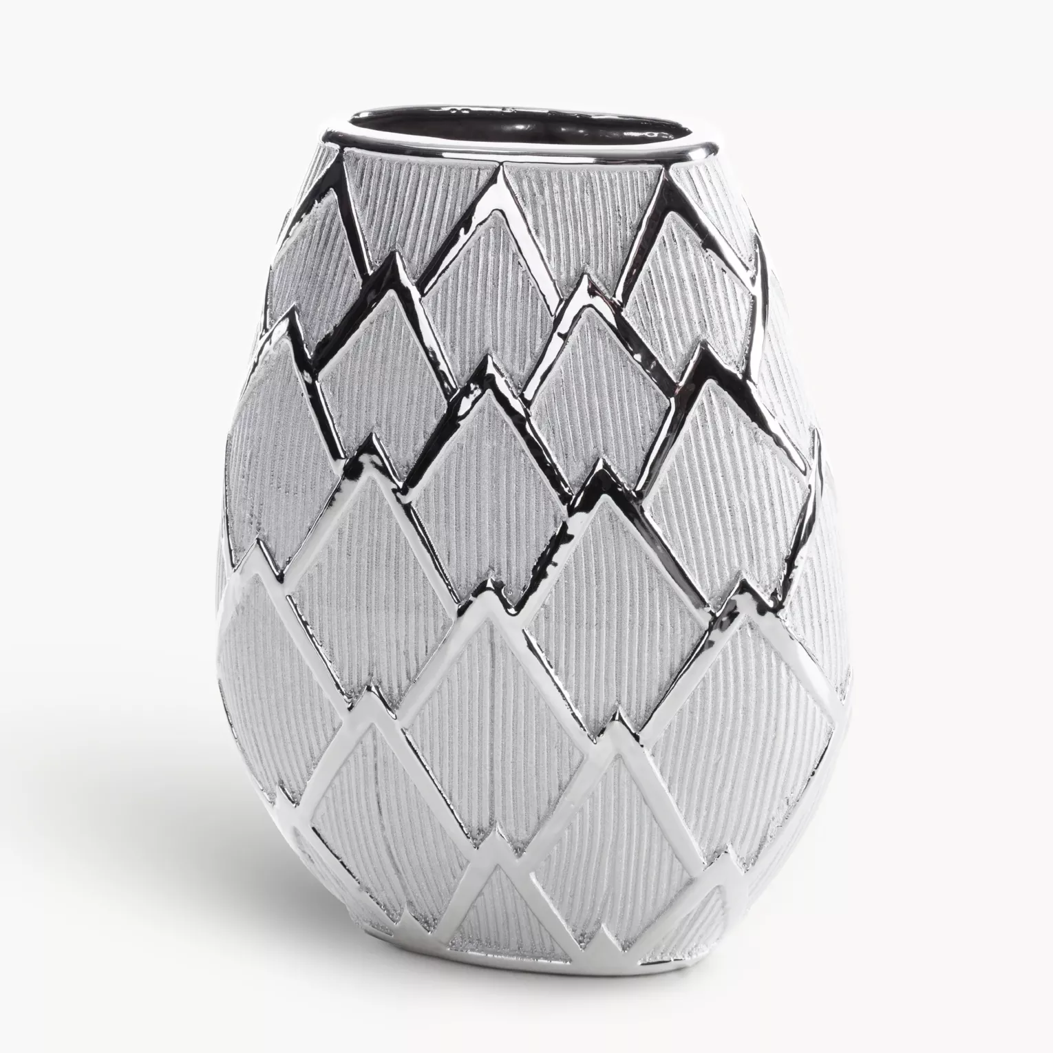 Wazon srebrny dekoracyjny  z lśniącym geometrycznym wzorem 25x11x34 cm SAELA