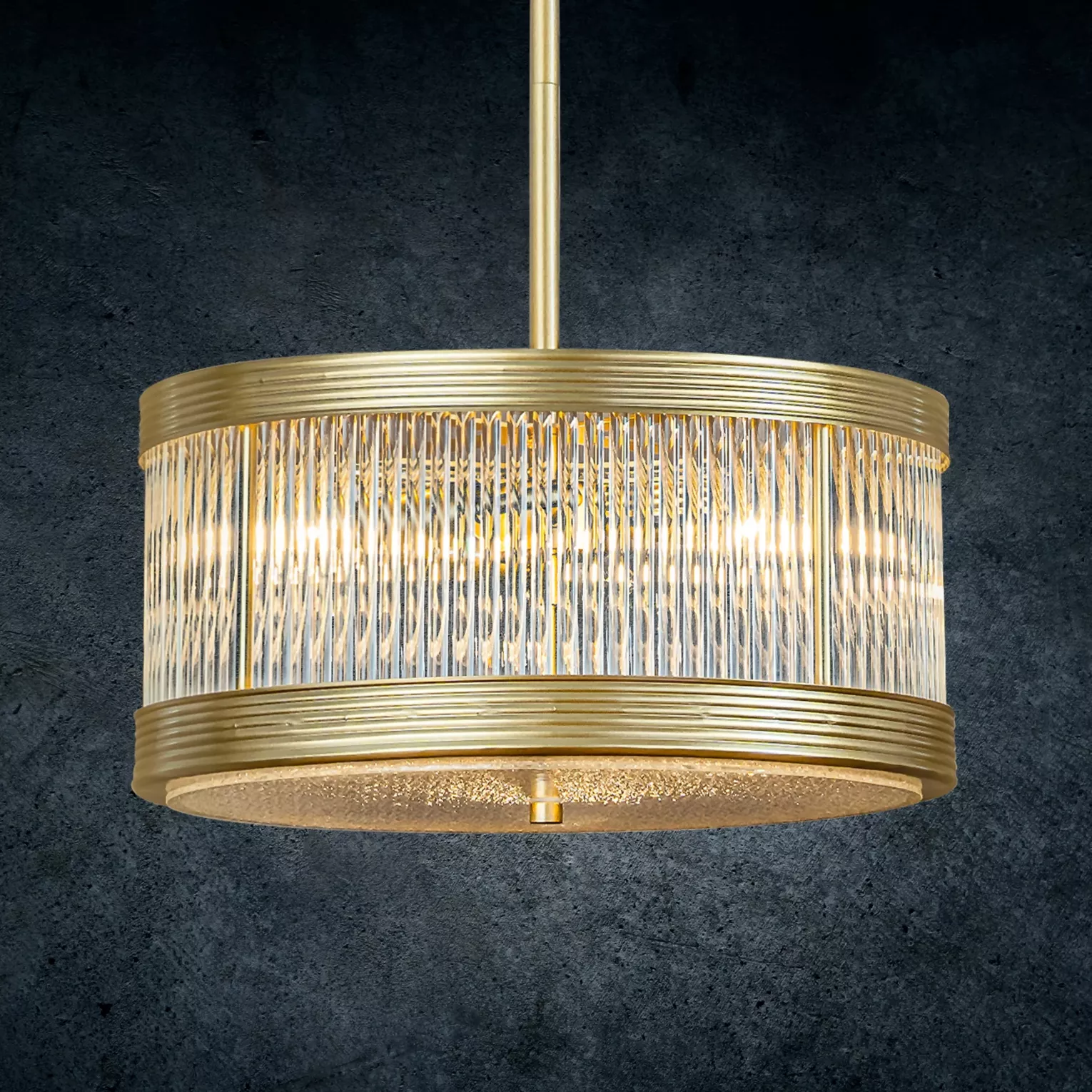 Lampa wisząca do pokoju transparentno, złota  zdobiona szklanymi akcentami 40 x 109 cm KYLA