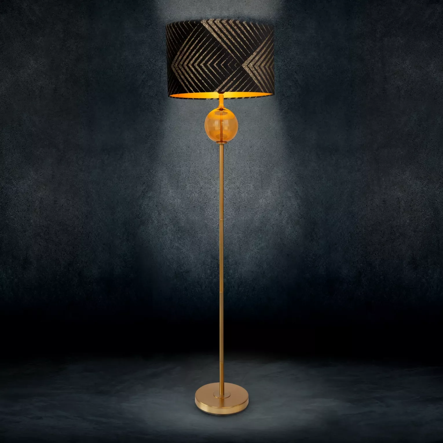 LIMITED COLLECTION Lampa stojąca VICTORIA 2 z podstawą łączącą szkło i metal oraz welwetowy abażur