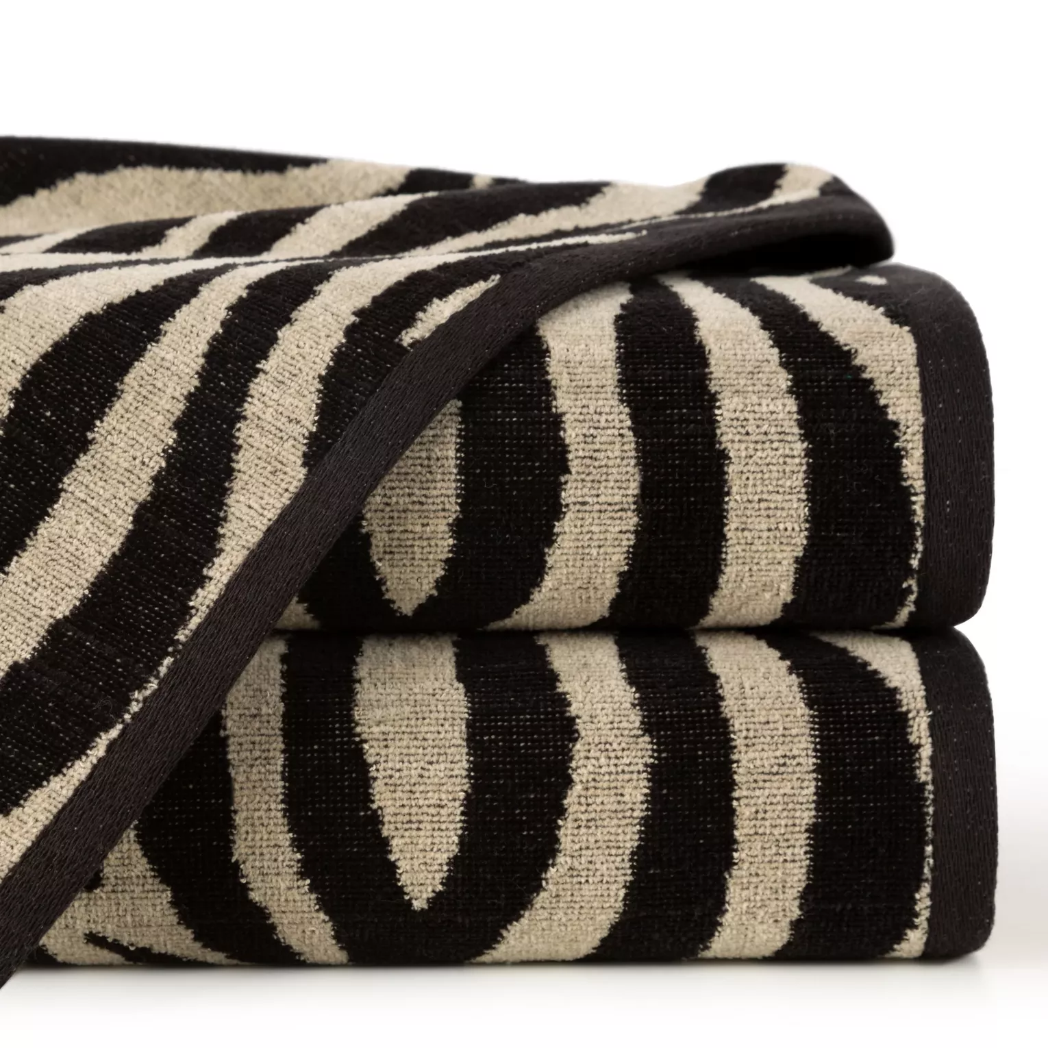 Ręcznik ZEBRA z motywem zwierzęcych pasów