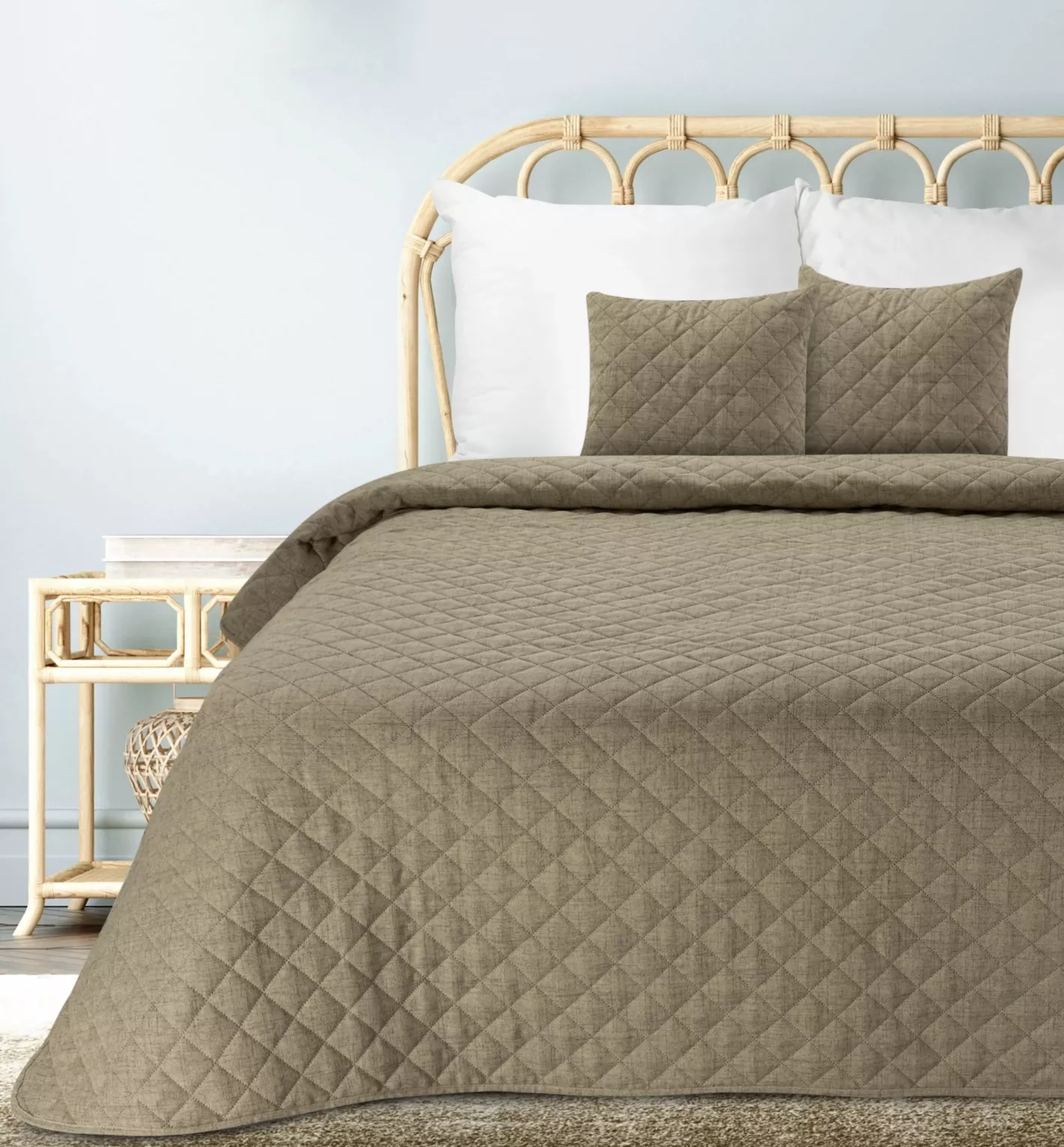 Narzuta o strukturze lnu ciemnobeżowa 170x210 cm pikowana metodą hot press LEN 1 Eurofirany Premium