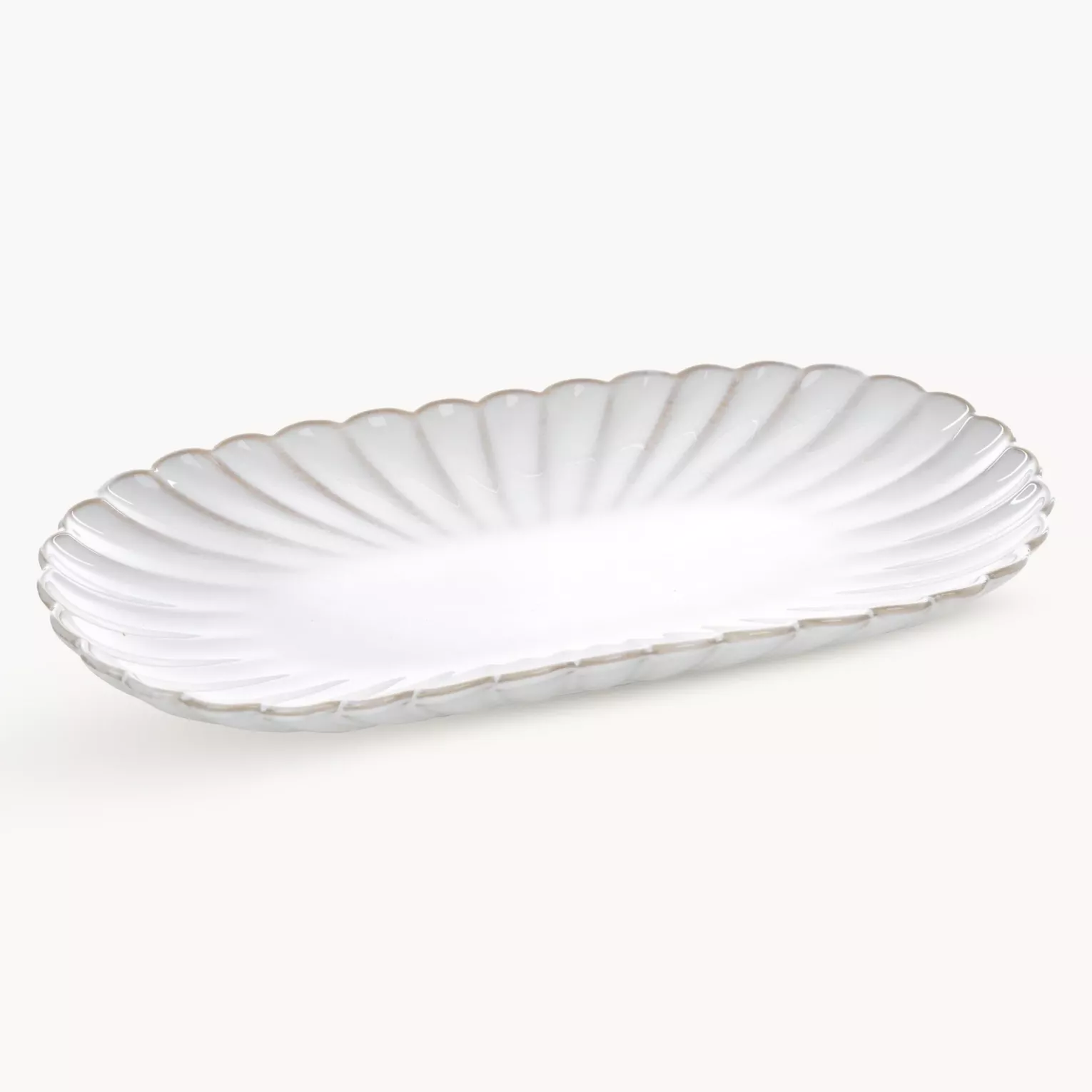 Patera ceramiczna dekoracyjna kremowo-beżowa z przecieranym wzorem w stylu eko 31x16x3 cm AVRIL