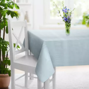 Obrus na wymiar błękitny z miękkiej półmatowej tkaniny welwetowej