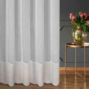 Firana szyta na taśmie 5 cm biało naturalna z matowej tkaniny wykończonej szerokim pasem kornelii