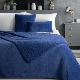 Narzuta dwustronna z przyjemnego futerka i tkaniny barankowej granatowa 220x240 cm NINA Eurofirany Premium