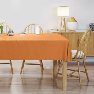 Obrus szyty DORA - HIT pomarańczowy z miękkiej tkaniny o welurowej strukturze